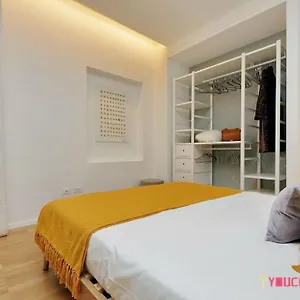 Ych-renovated And Design Flat Close To The Center Roma
