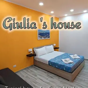 https://giulias-house.hotels-amalfi.com