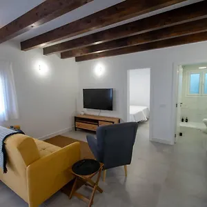 apartamentos-marmolejo.in-canary-islands.com/